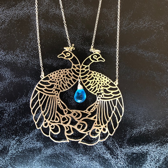 kris nations Jewelry - Kris Nations gold plated peacock necklace 🦋